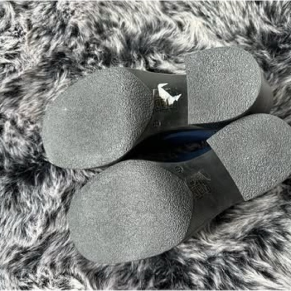 Navy Blue Chunky Loafers with Thick Sole and Slip-On Design - Picture 7 of 10